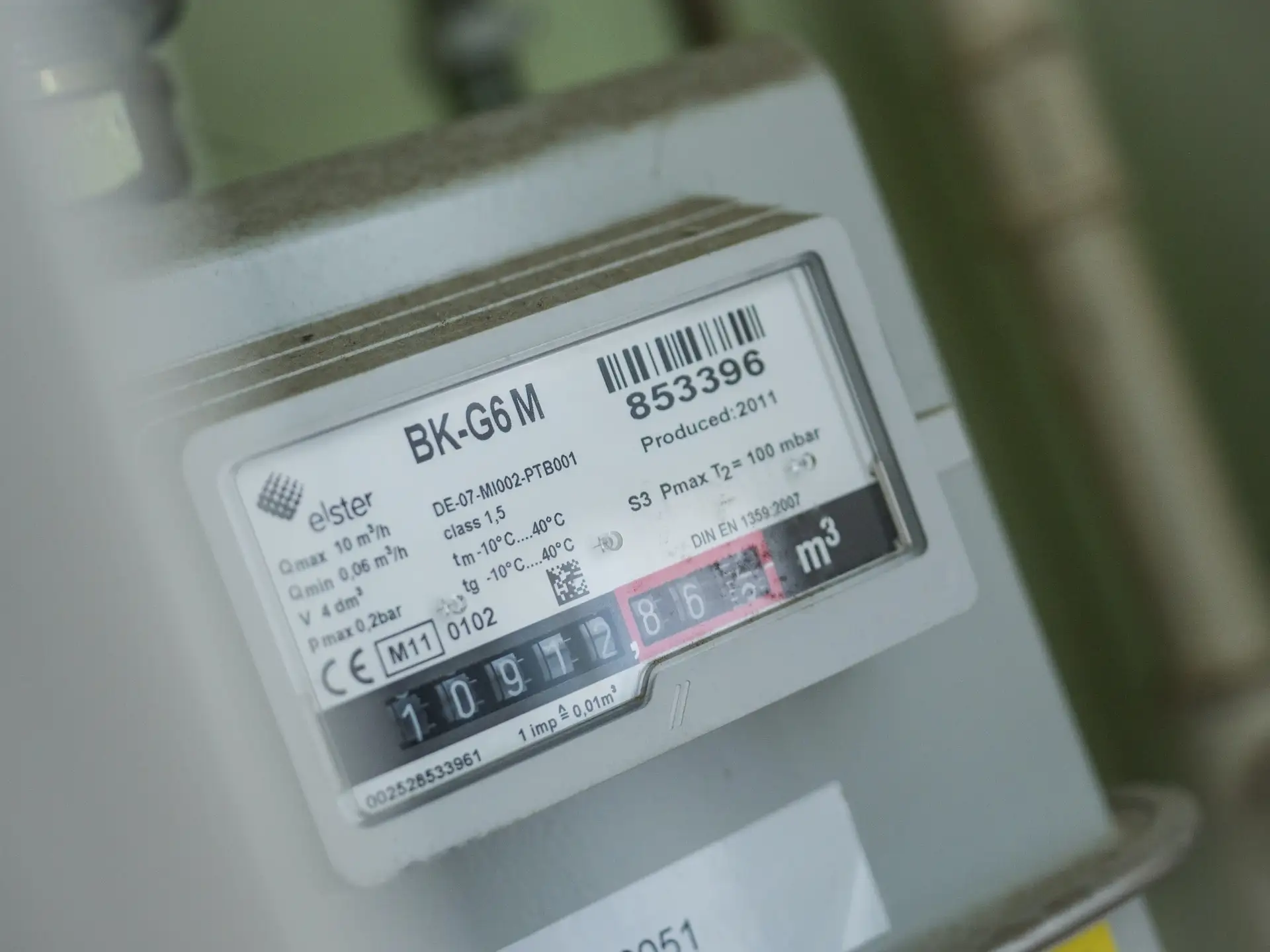 A Comprehensive Guide: Understanding Business Electricity and Optimizing Costs